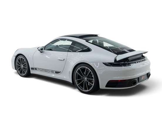 PORSCHE-911-2024