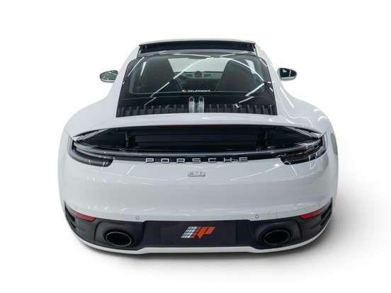 PORSCHE-911-2024
