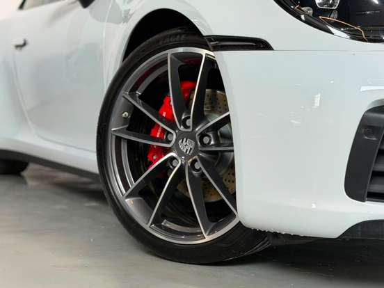 PORSCHE-911-2021