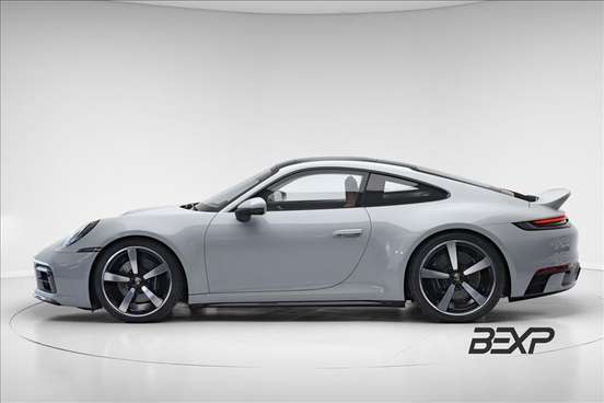 PORSCHE-911-2024