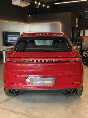 PORSCHE-CAYENNE-2024