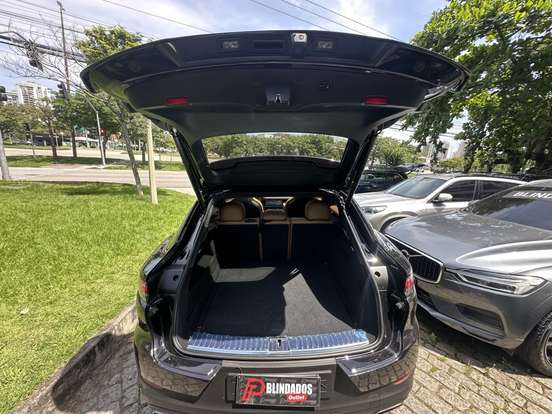 PORSCHE-CAYENNE-2019