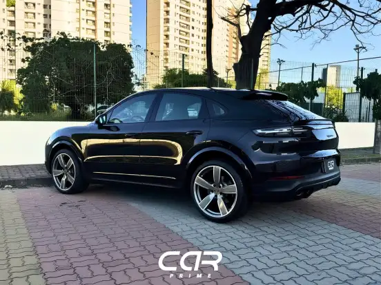 PORSCHE-CAYENNE-2020