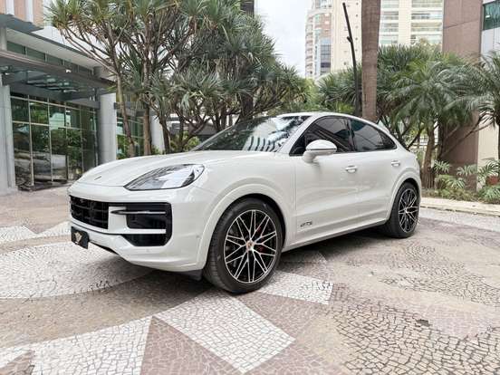 PORSCHE-CAYENNE-2025