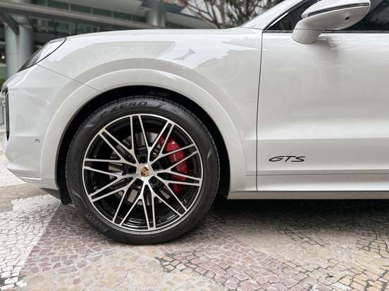 PORSCHE-CAYENNE-4.0 V8 GASOLINA GTS COUPÉ AWD TIPTRONIC S PORSCHE-CAYENNE-2025