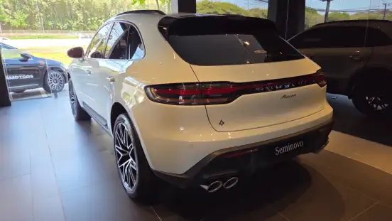 PORSCHE-MACAN-2025