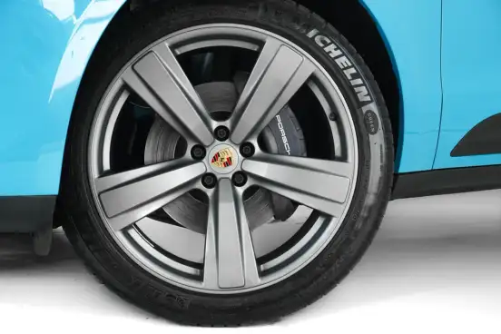 PORSCHE-MACAN-2022