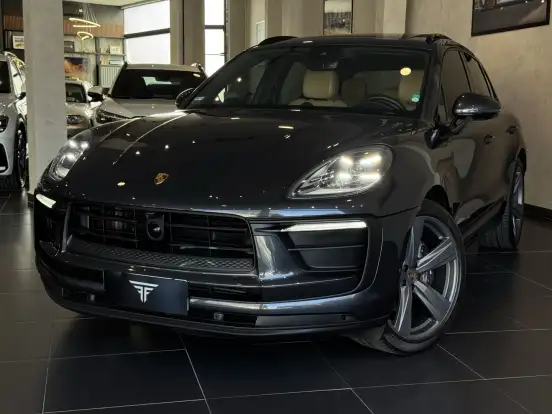 PORSCHE-MACAN-2022