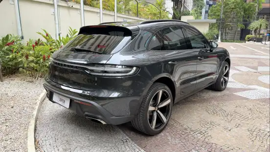 PORSCHE-MACAN-2025