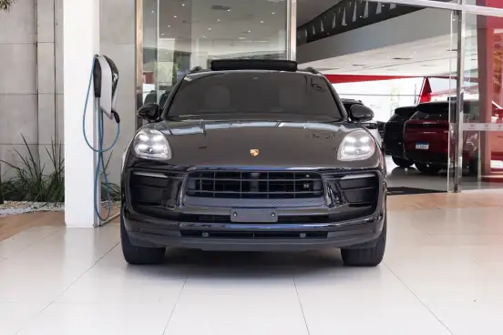 PORSCHE-MACAN-2024
