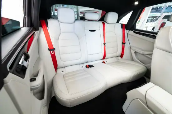 PORSCHE-MACAN-2024