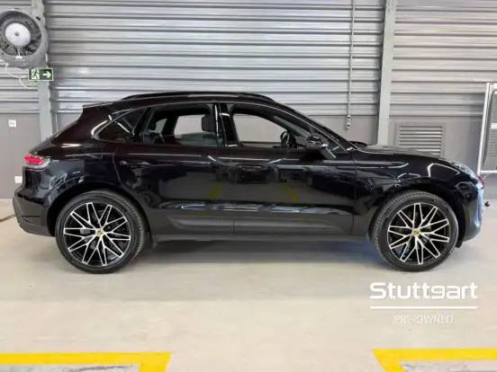 PORSCHE-MACAN-2023