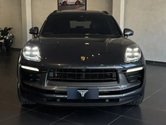 PORSCHE-MACAN-2024