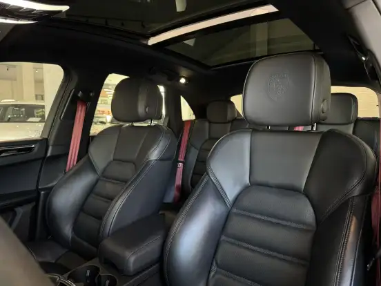 PORSCHE-MACAN-2024