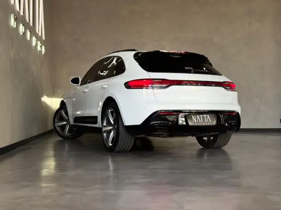 PORSCHE-MACAN-2024