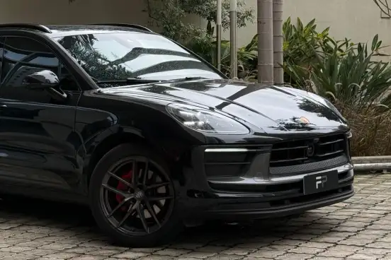 PORSCHE-MACAN-2022
