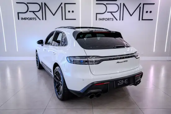 PORSCHE-MACAN-2023