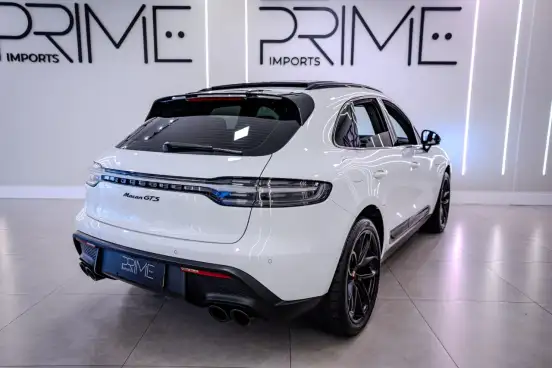 PORSCHE-MACAN-2023