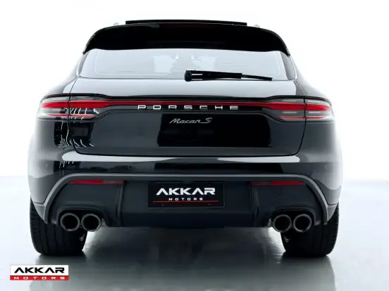 PORSCHE-MACAN-2024
