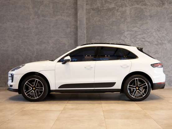 PORSCHE-MACAN-2020