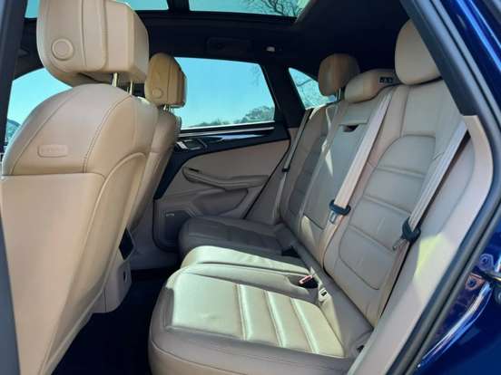 PORSCHE-MACAN-2023