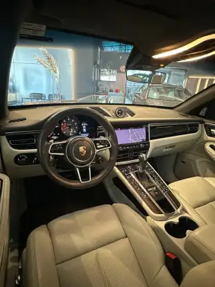 PORSCHE-MACAN-2019