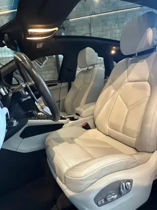 PORSCHE-MACAN-2019