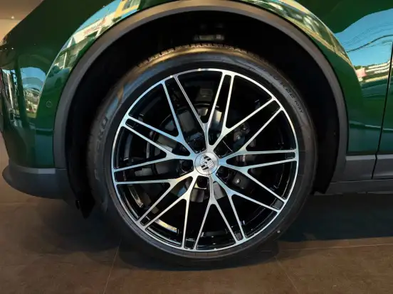 PORSCHE-MACAN-2026