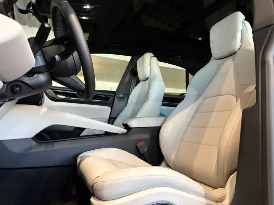 PORSCHE-MACAN-2026