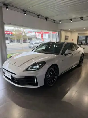 PORSCHE-PANAMERA-2026
