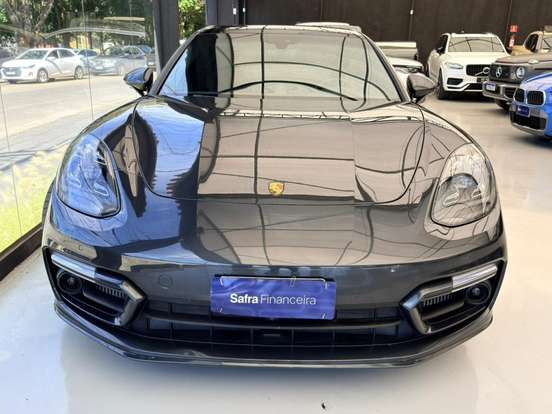 PORSCHE-PANAMERA-2023
