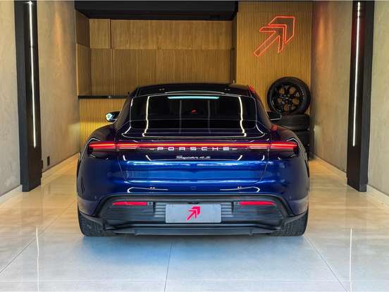 PORSCHE-TAYCAN-4S ELÉTRICO PORSCHE-TAYCAN-2020