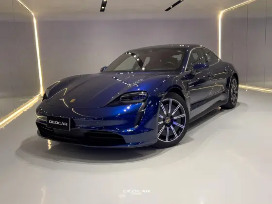 Porsche Taycan 4S Elétrico