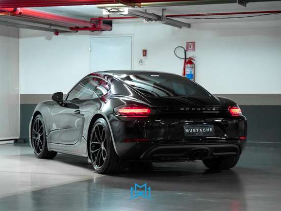 PORSCHE-718-2024