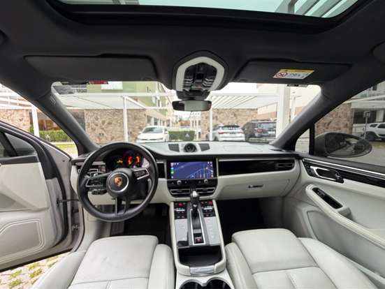PORSCHE-MACAN-2022