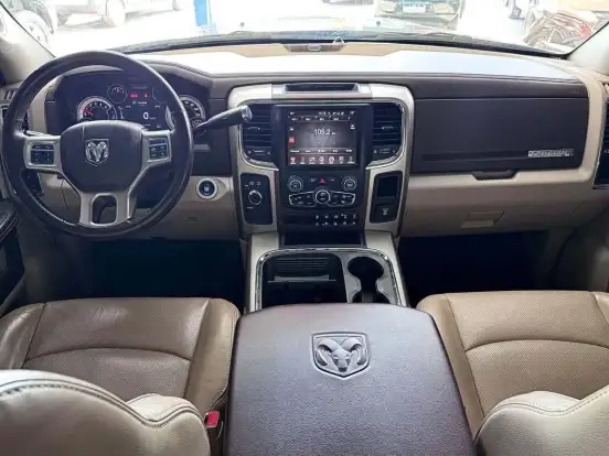 RAM-2500-6.7 LARAMIE 4X4 CD I6 TURBO DIESEL 4P AUTOMÁTICO RAM-2500-2016