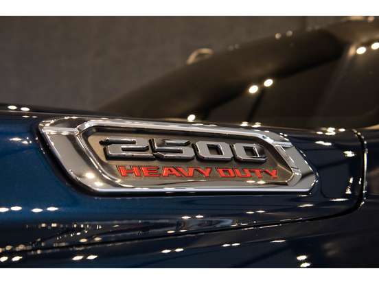 RAM-2500-6.7 I6 TURBO DIESEL LARAMIE CD 4X4 AUTOMÁTICO RAM-2500-2020