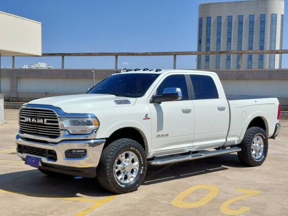 RAM 3500 6.7 I6 TURBO DIESEL LARAMIE CD 4X4 AUTOMÁTICO