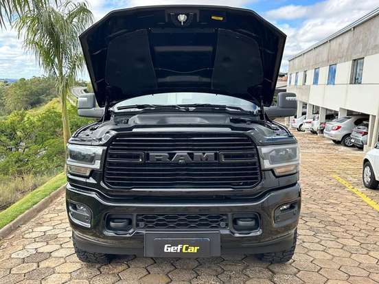 RAM-3500-6.7 I6 TURBO DIESEL LARAMIE NIGHT EDITION CD 4X4 AUTOMÁTICO RAM-3500-2023