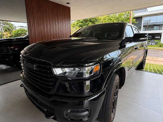 RAM-1500-3.0 HURRICANE 6 BITURBO GASOLINA LARAMIE NIGHT EDITION CD 4X4 AUTOMÁTICO RAM-1500-2026
