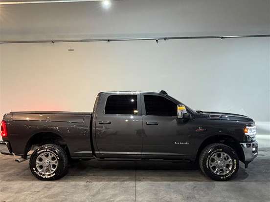 RAM-2500-6.7 I6 TURBO DIESEL LARAMIE CD 4X4 AUTOMÁTICO RAM-2500-2024