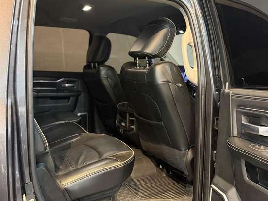 RAM-2500-6.7 I6 TURBO DIESEL LARAMIE CD 4X4 AUTOMÁTICO RAM-2500-2024