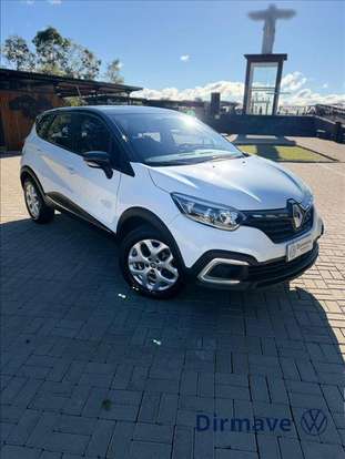 RENAULT-CAPTUR-2021