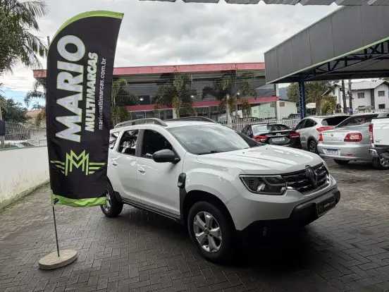 RENAULT-DUSTER-2023