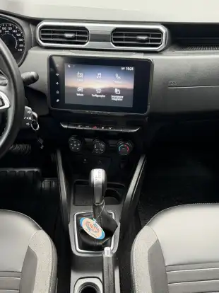 RENAULT-DUSTER-2023