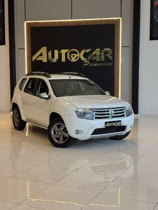 RENAULT-DUSTER-2014