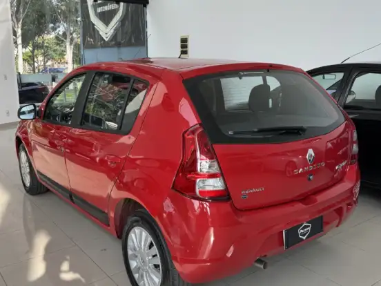 RENAULT-SANDERO-1.6 PRIVILÉGE 16V FLEX 4P AUTOMÁTICO RENAULT-SANDERO-2012