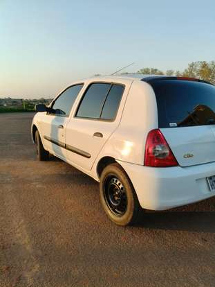 RENAULT-CLIO-2009