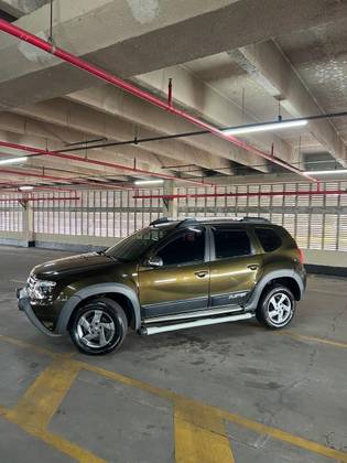 RENAULT DUSTER 2.0 DYNAMIQUE 4X2 16V FLEX 4P AUTOMÁTICO