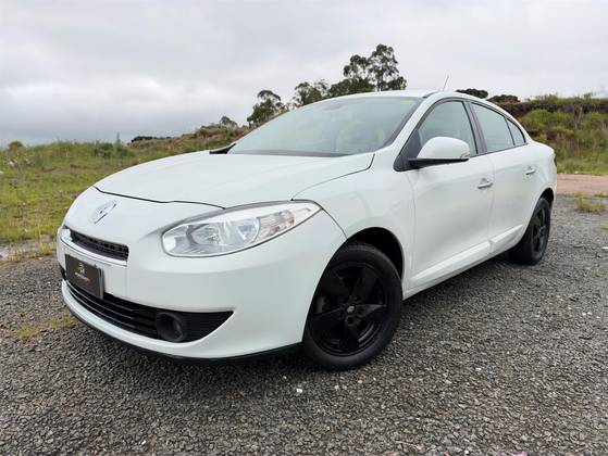 RENAULT FLUENCE 2.0 DYNAMIQUE 16V FLEX 4P AUTOMÁTICO